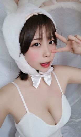 草莓视频18免费观看